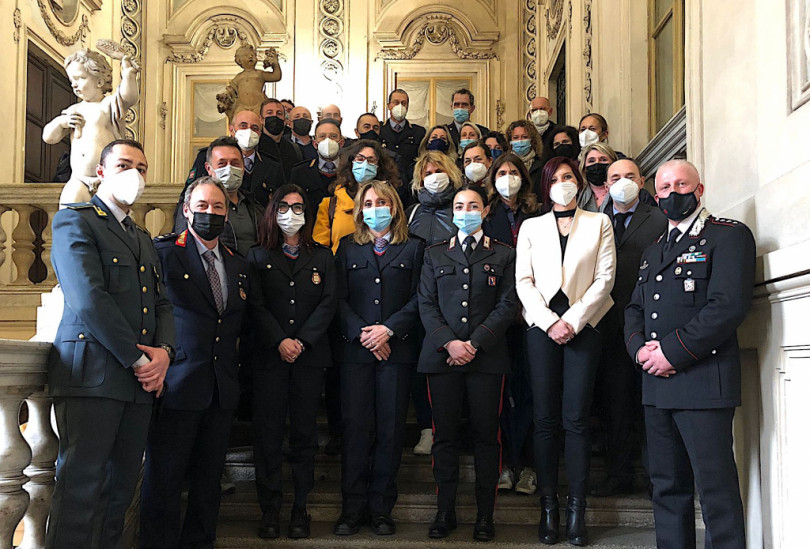 Una giornata di studio sui pericoli di Internet e dei social network per i minori